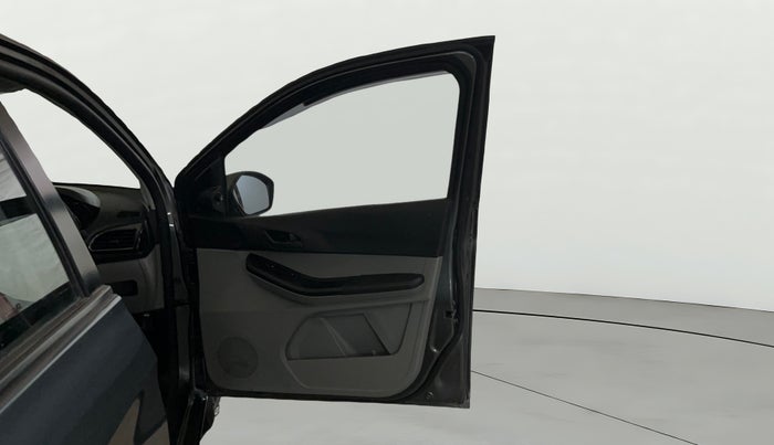 2021 Tata Tiago XZA PETROL, Petrol, Automatic, 3,308 km, RHS Front Door