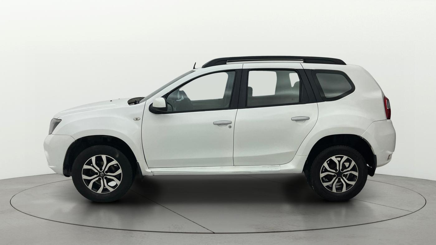 2015 Nissan Terrano XL O (D), Diesel, Manual, 91,042 km, Left Side