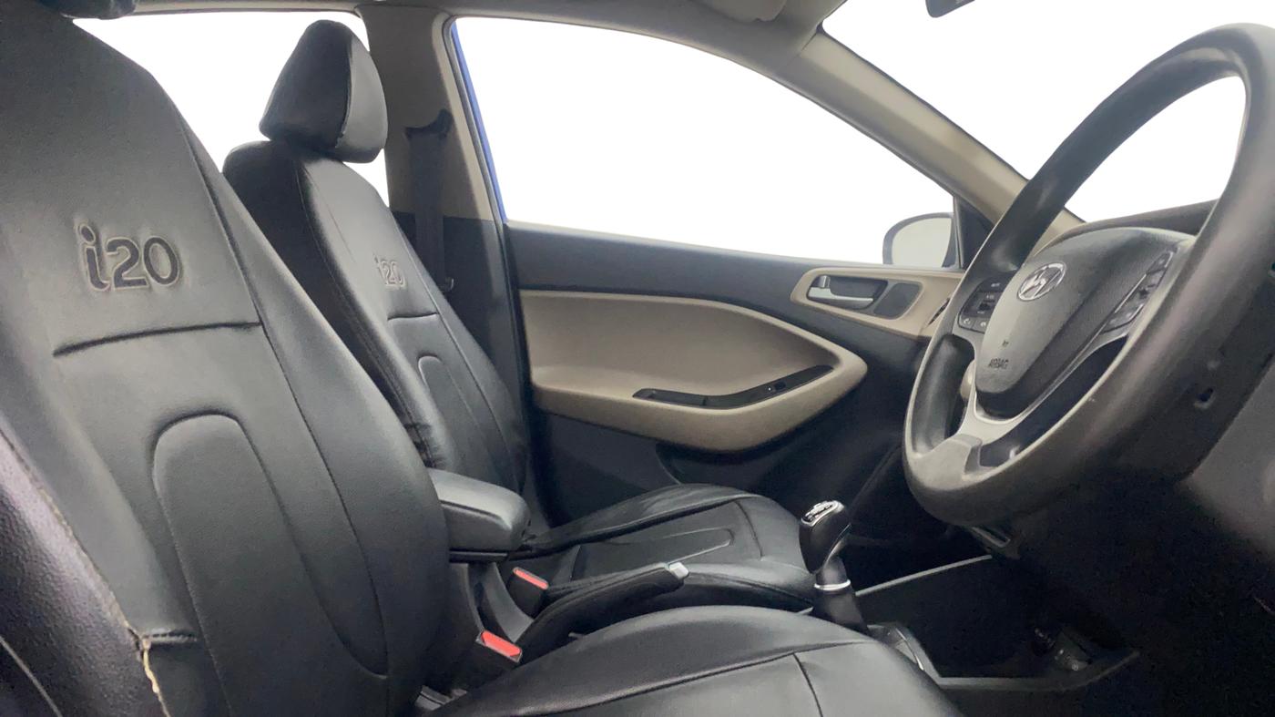 2018 Hyundai Elite i20 ASTA 1.4 CRDI, Diesel, Manual, 6,987 km, Right Side Front Door Cabin