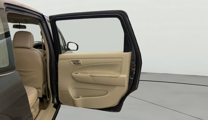 2017 Maruti Ertiga VXI CNG, CNG, Manual, 78,480 km, RHS Rear Door