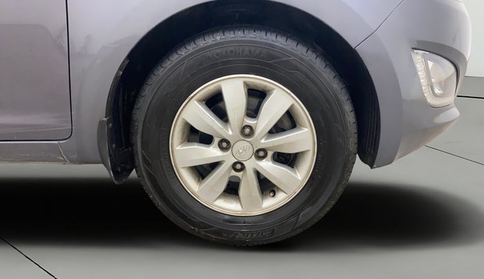 2014 Hyundai i20 SPORTZ 1.2, Petrol, Manual, 1,27,126 km, Right Front Wheel