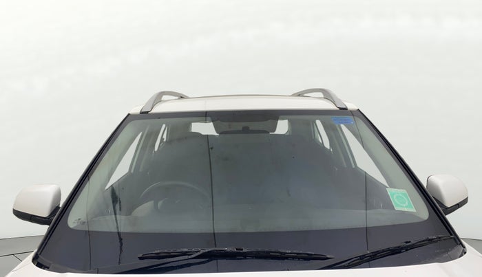 2021 Hyundai VENUE SX 1.5 CRDI, Diesel, Manual, 30,409 km, Front Windshield