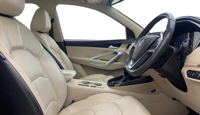 2021 MG HECTOR SHARP 1.5 PETROL CVT, Petrol, Automatic, 53,538 km, Right Side Front Door Cabin