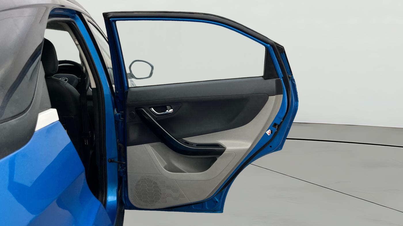 2019 Tata NEXON XZA PLUS PETROL, Petrol, Automatic, 48,542 km, RHS Rear Door