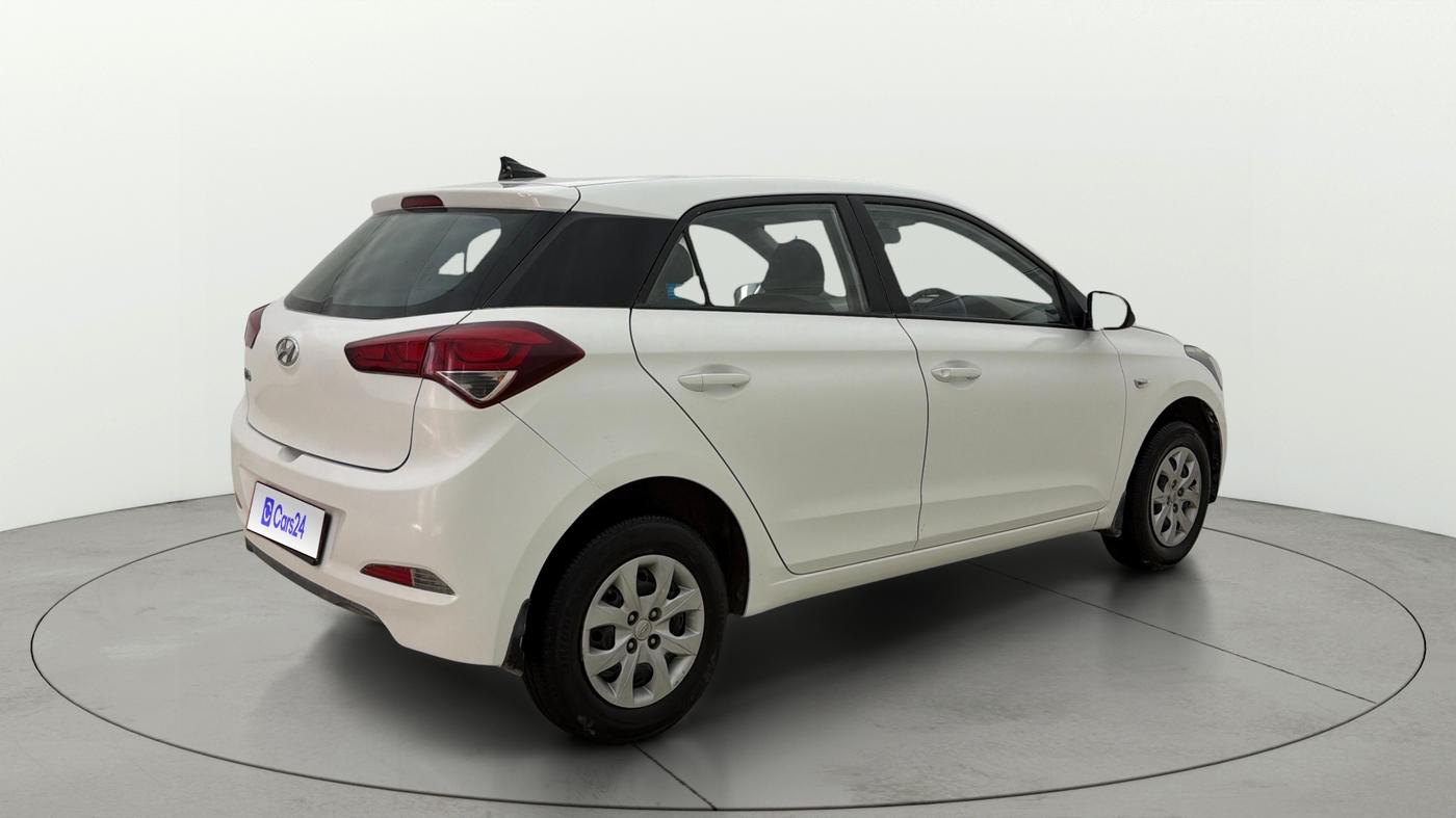 2017 Hyundai Elite i20 MAGNA EXECUTIVE 1.2, Petrol, Manual, 35,497 km, Right Back Diagonal