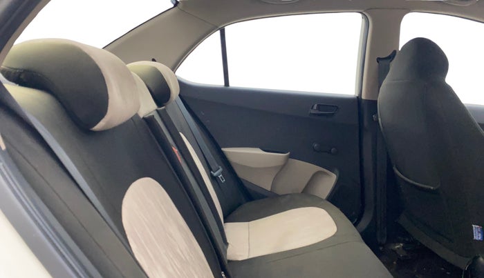 2014 Hyundai Xcent BASE 1.2, Petrol, Manual, 64,171 km, Right Side Rear Door Cabin