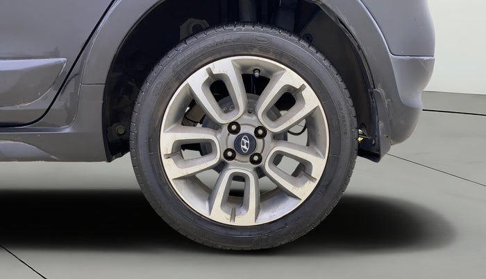 2016 Hyundai i20 Active 1.2 SX, Petrol, Manual, 73,422 km, Left Rear Wheel