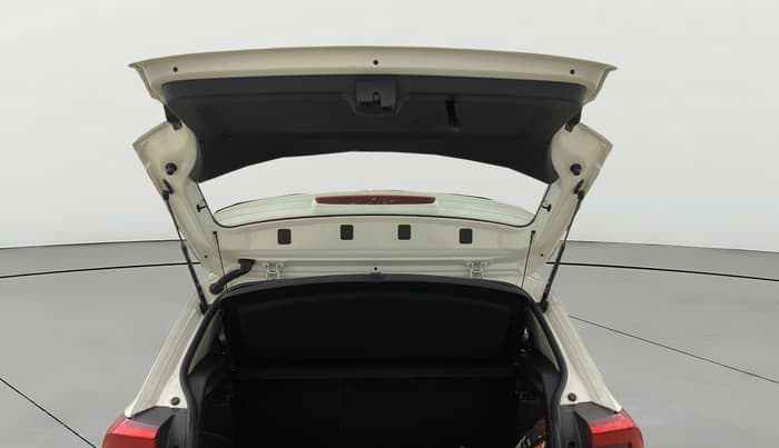 2021 Skoda KUSHAQ STYLE 1.0L TSI MT, Petrol, Manual, 18,094 km, Boot Door Open