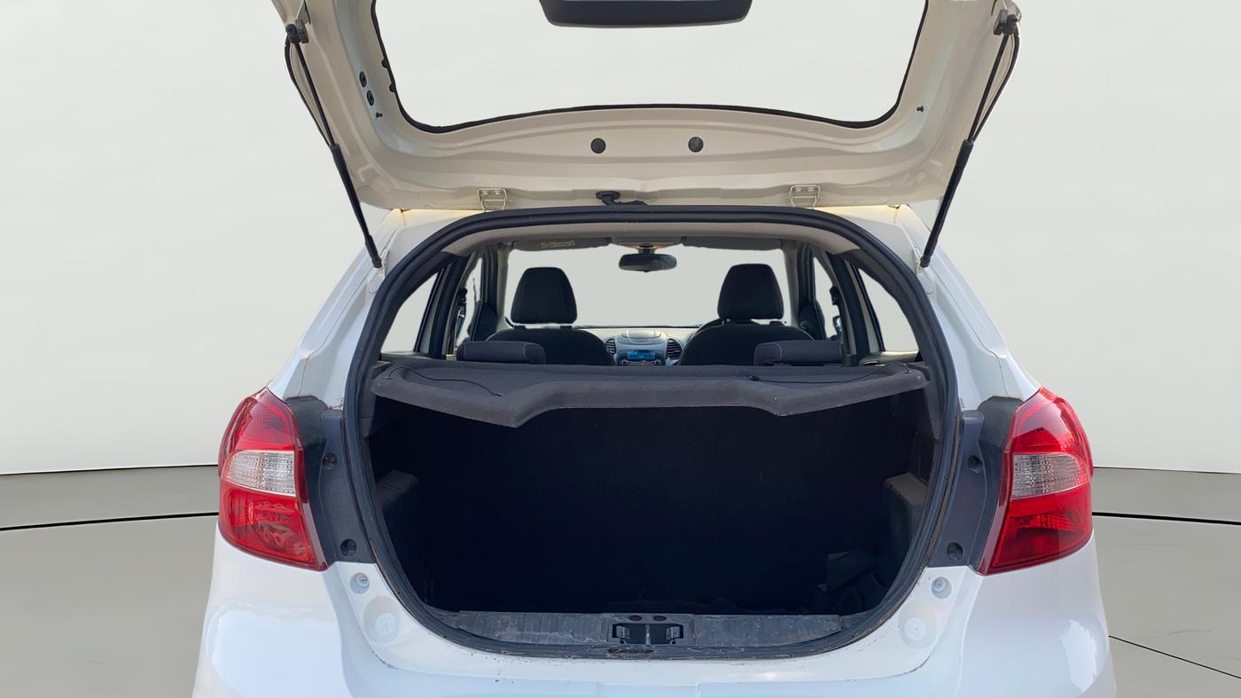 2020 Ford New Figo TITANIUM 1.2 PETROL MT, Petrol, Manual, 46,415 km, Boot Open Zoomed View