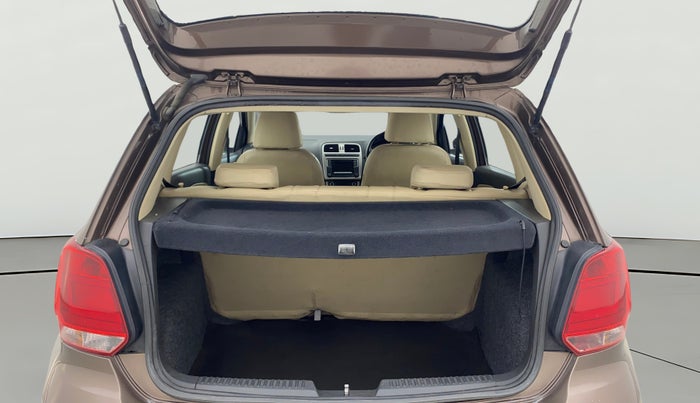 2017 Volkswagen Polo HIGHLINE1.2L, Petrol, Manual, 28,989 km, Boot Open Zoomed View