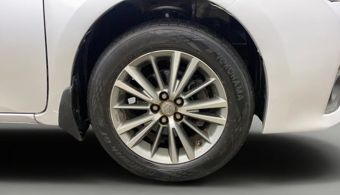 2015 Toyota Corolla Altis VL CVT PETROL, Petrol, Automatic, 81,290 km, Right Front Wheel