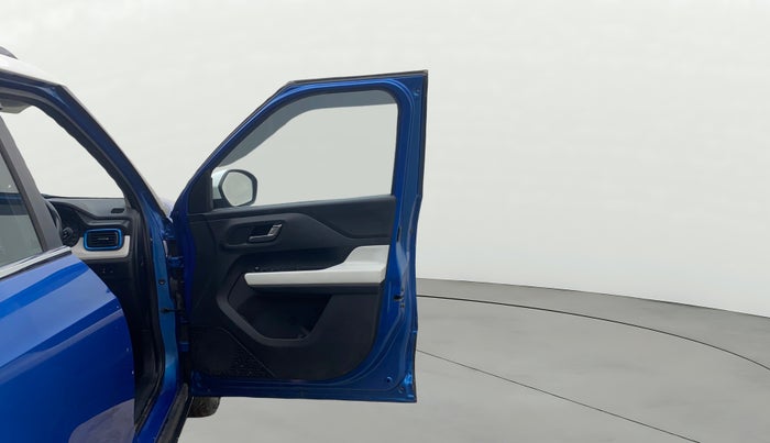 2022 Tata PUNCH CREATIVE  MT, Petrol, Manual, 50,353 km, RHS Front Door