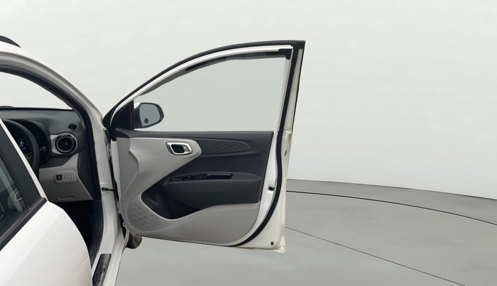 2023 Hyundai GRAND I10 NIOS SPORTZ 1.2 KAPPA VTVT, CNG, Manual, 45,298 km, RHS Front Door