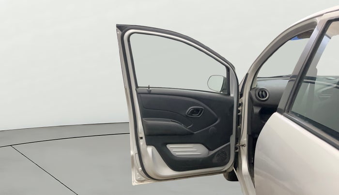 2017 Datsun Redi Go T (O), Petrol, Manual, 57,918 km, LHS Front Door