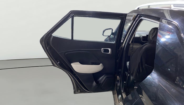 2024 Hyundai VENUE SX 1.5 CRDI, Diesel, Manual, 58,594 km, LHS Rear Door