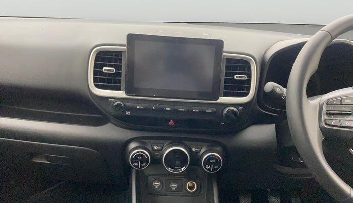 2020 Hyundai VENUE SX 1.0 TURBO, Petrol, Manual, 45,721 km, Air Conditioner