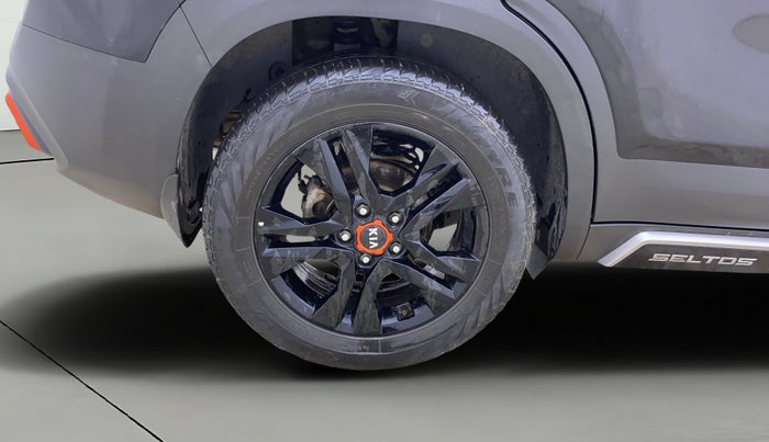 2021 KIA SELTOS HTX ANNIVERSARY EDITION 1.5 PETROL, Petrol, Manual, 61,904 km, Right Rear Wheel