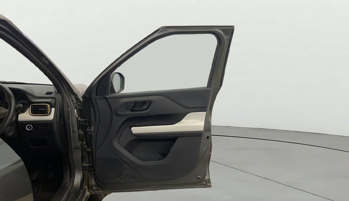 2022 Tata PUNCH ACCOMPLISHED MT, Petrol, Manual, 32,151 km, RHS Front Door