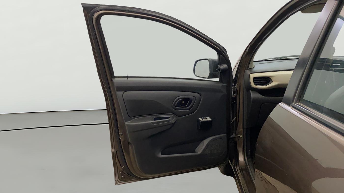 2021 Datsun Redi Go A, Petrol, Manual, 19,942 km, LHS Front Door