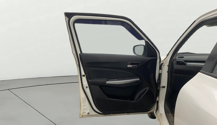 2020 Maruti Swift ZXI, Petrol, Manual, 34,256 km, LHS Front Door