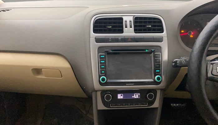 2015 Volkswagen Vento HIGHLINE PETROL AT, Petrol, Automatic, 64,067 km, Air Conditioner