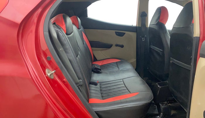 2014 Hyundai Eon ERA +, Petrol, Manual, 84,577 km, Right Side Rear Door Cabin