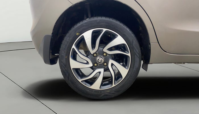 2019 Toyota Glanza V, Petrol, Manual, 53,080 km, Right Rear Wheel
