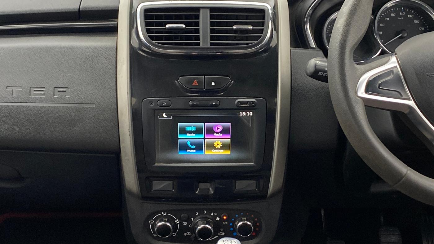 2021 Renault Duster RXS 1.3 TURBO PETROL MT, Petrol, Manual, 60,942 km, Air Conditioner