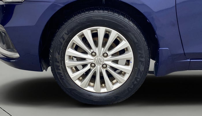 2018 Maruti Ciaz DELTA 1.5 SHVS MT PETROL, Petrol, Manual, 30,350 km, Left Front Wheel