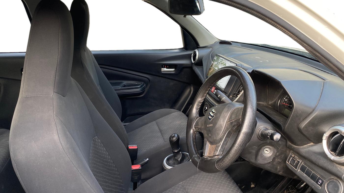 2022 Maruti Celerio VXI, Petrol, Manual, 66,437 km, Right Side Front Door Cabin