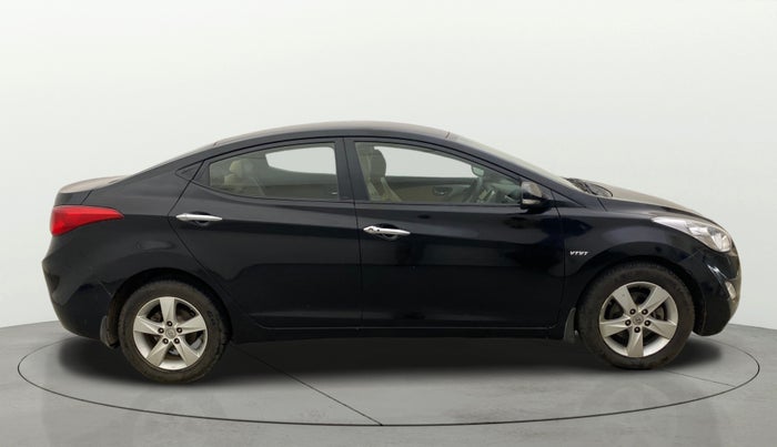 2013 Hyundai New Elantra 1.8 SX MT VTVT, Petrol, Manual, 79,054 km, Right Side View