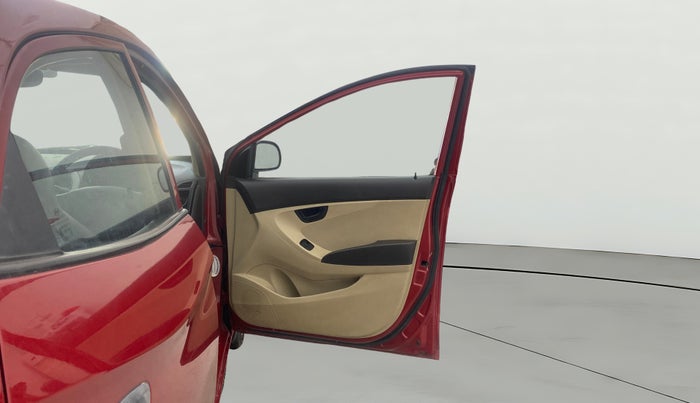 2015 Hyundai Eon ERA +, Petrol, Manual, 47,659 km, RHS Front Door