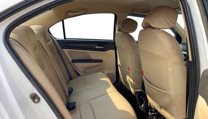 2024 Honda Amaze 1.2L I-VTEC VX, Petrol, Manual, 19,948 km, Right Side Rear Door Cabin