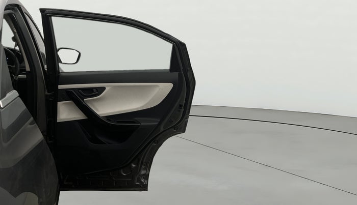 2025 Tata Curvv Pure Plus 1.2 Petrol 6MT, Petrol, Manual, 663 km, RHS Rear Door