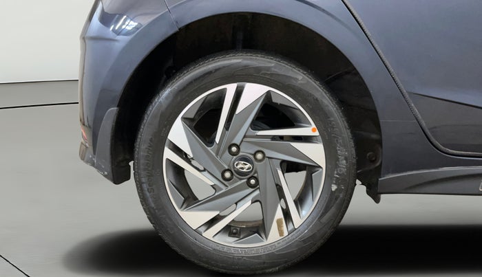 2022 Hyundai NEW I20 ASTA (O) 1.0 TURBO GDI DCT, Petrol, Automatic, 47,538 km, Right Rear Wheel