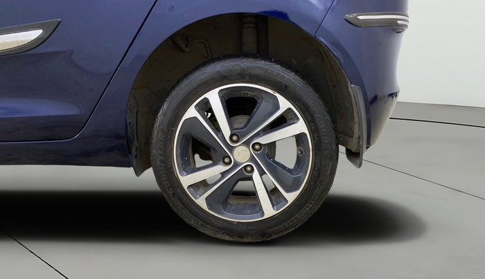 2022 Tata ALTROZ XZA PLUS, Petrol, Automatic, 19,931 km, Left Rear Wheel