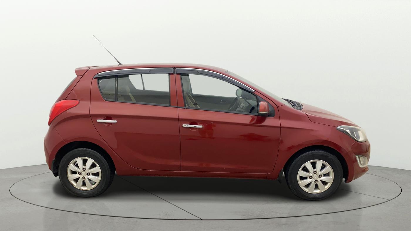 2012 Hyundai i20 ASTA 1.4 CRDI, Diesel, Manual, 1,09,539 km, Right Side View