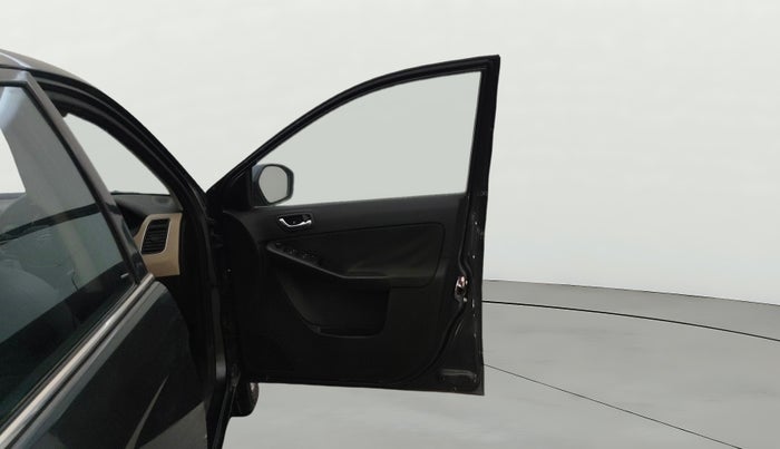 2015 Tata Zest XT PETROL, Petrol, Manual, 75,248 km, RHS Front Door