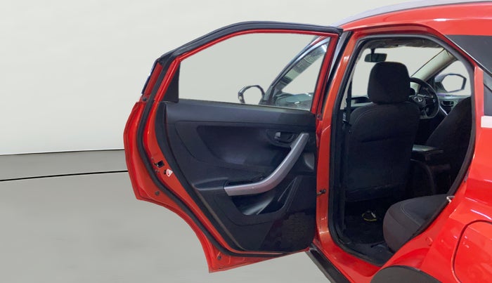 2022 Tata NEXON XM PETROL, Petrol, Manual, 40,351 km, LHS Rear Door