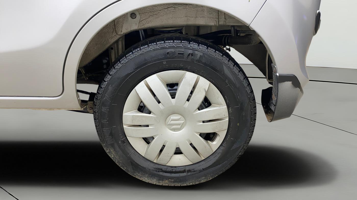 2019 Maruti Alto 800 LXI, Petrol, Manual, 28,057 km, Left Rear Wheel