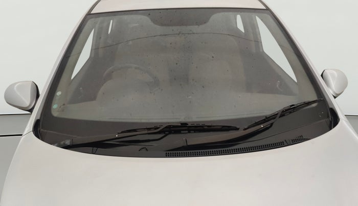2014 Hyundai Xcent S (O) 1.2, Petrol, Manual, 1,03,307 km, Front Windshield