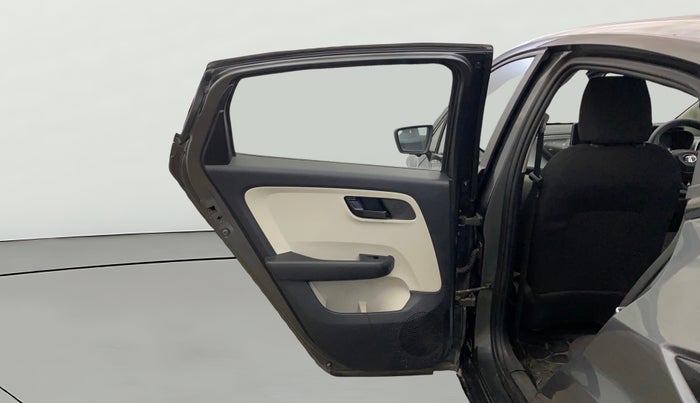 2025 Tata ALTROZ XM PLUS SUNROOF CNG, CNG, Manual, 28,035 km, LHS Rear Door