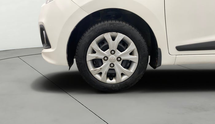 2013 Hyundai Grand i10 SPORTZ 1.2 KAPPA VTVT, Petrol, Manual, 42,509 km, Left Front Wheel