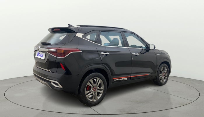 2020 KIA SELTOS HTX 1.5 PETROL, Petrol, Manual, 1,07,498 km, Right Back Diagonal