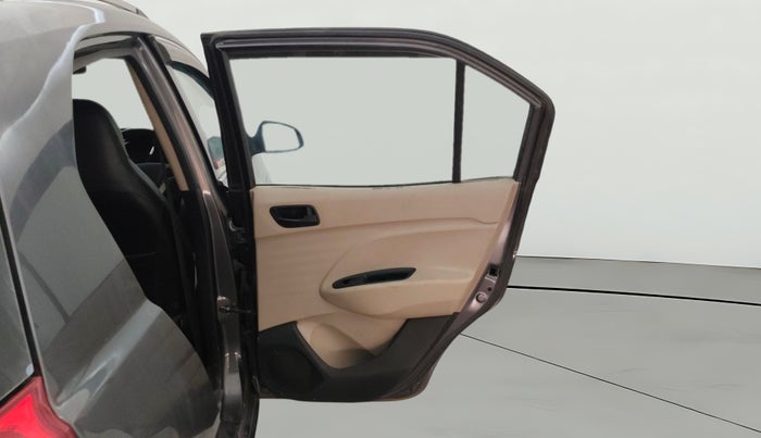 2020 Hyundai NEW SANTRO SPORTZ CNG, CNG, Manual, 1,15,243 km, RHS Rear Door