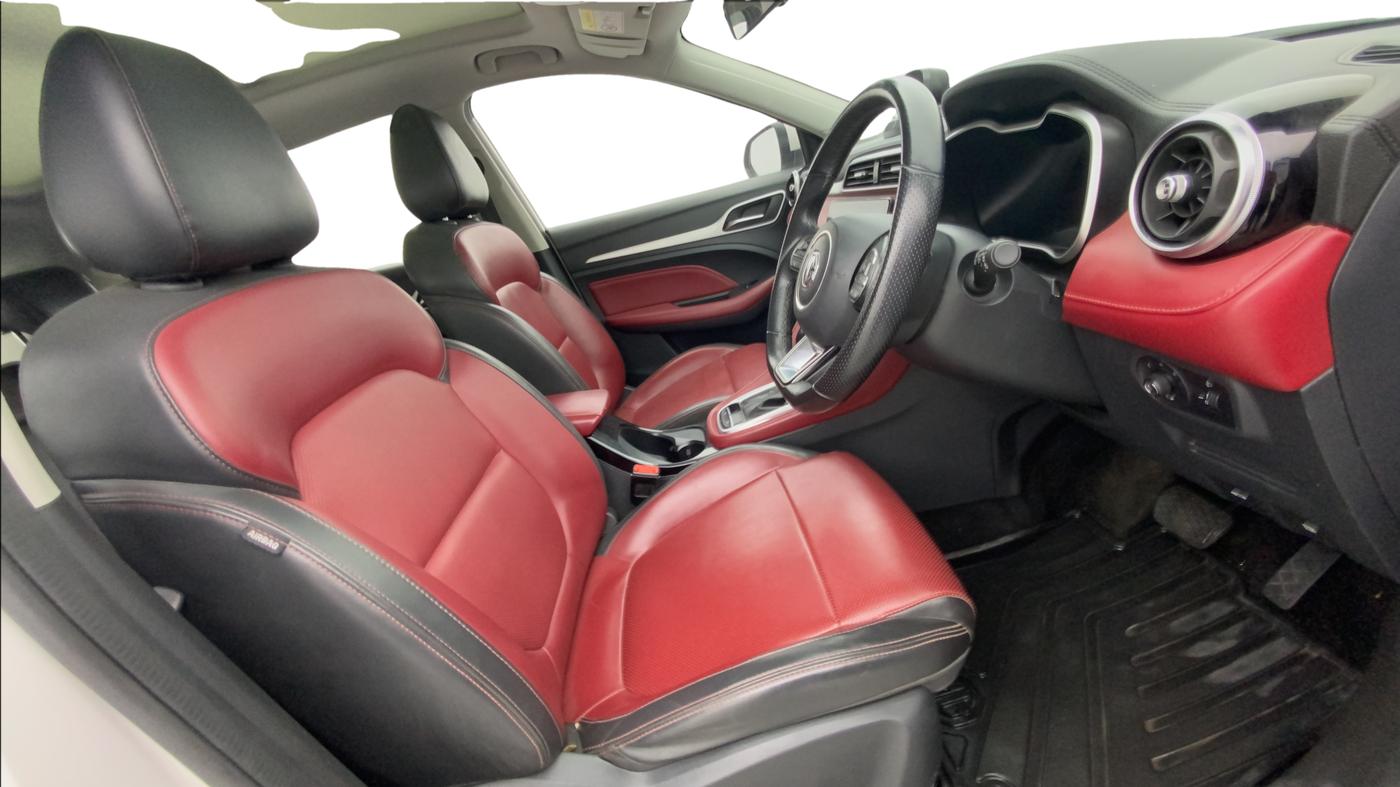 2021 MG ASTOR SAVVY 1.5 CVT S RED, Petrol, Automatic, 27,369 km, Right Side Front Door Cabin