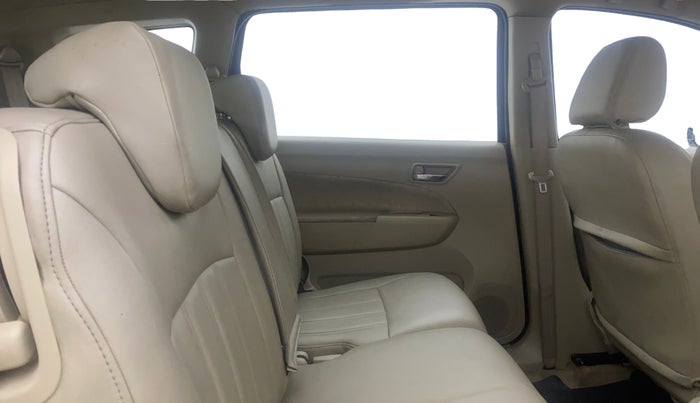 2012 Maruti Ertiga ZDI, Diesel, Manual, 90,743 km, Right Side Rear Door Cabin