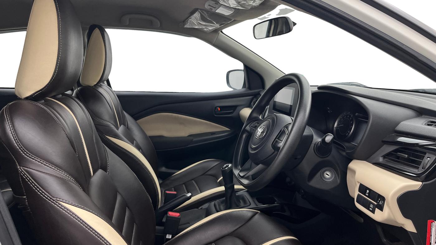 2023 Toyota Glanza S, Petrol, Manual, 23,363 km, Right Side Front Door Cabin