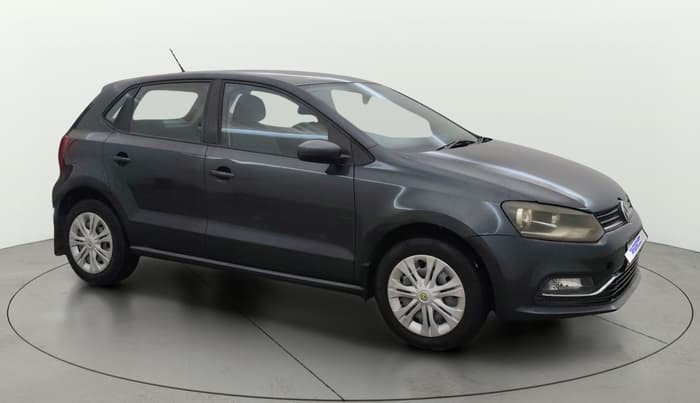 2015 Volkswagen Polo COMFORTLINE 1.5L, Diesel, Manual, 1,30,121 km, Right Front Diagonal
