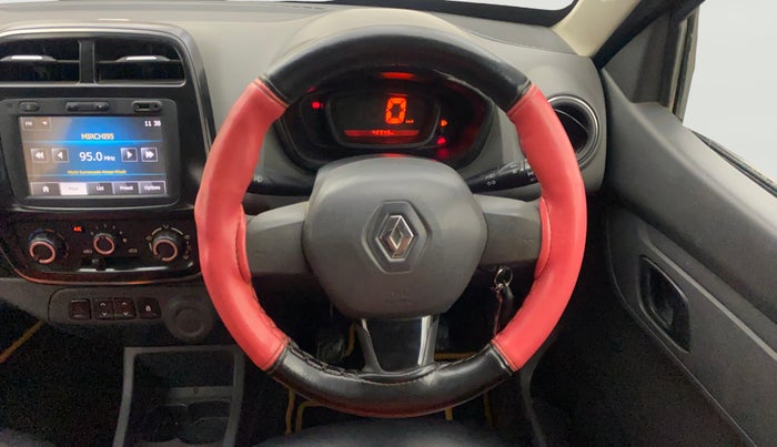 2016 Renault Kwid RXT 0.8 (O), Petrol, Manual, 42,907 km, Steering Wheel Close Up